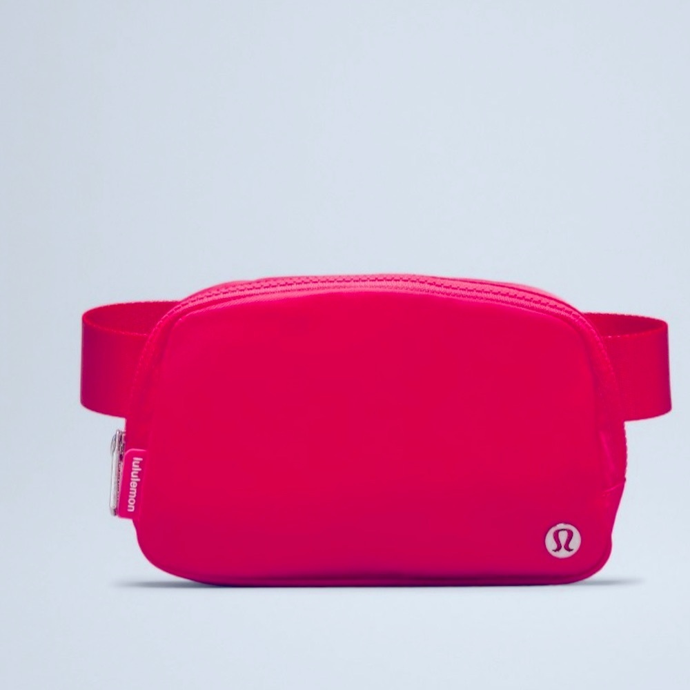 LIPGLOSS  1L  LULULEMON EVERYWHERE BELT BAG 💄🫦